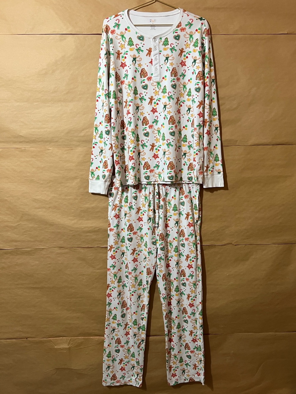 Roller Rabbit Men's Gingerbread Party Pajama Set Henley Top & Pants Pima Size L